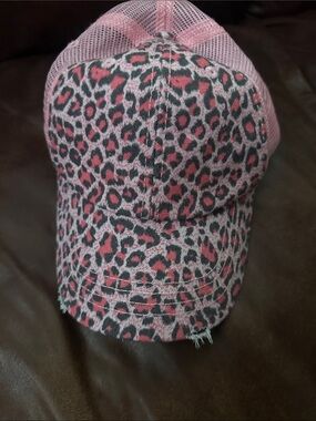Woman's Pink Leopard Print Trucker Hat